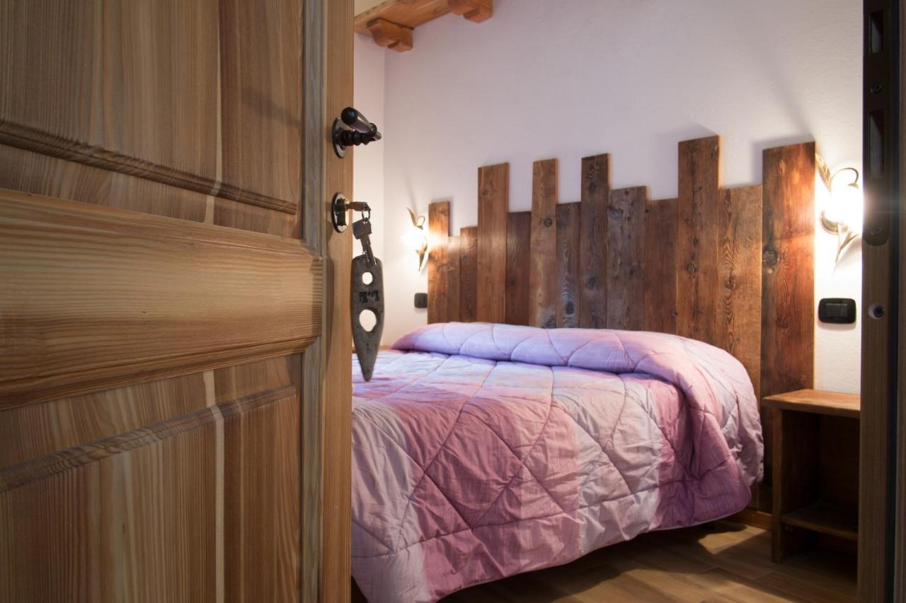 B&B Lo Van - Camere Al Verde Villaggio Di Rumiod Saint-Pierre Bagian luar foto