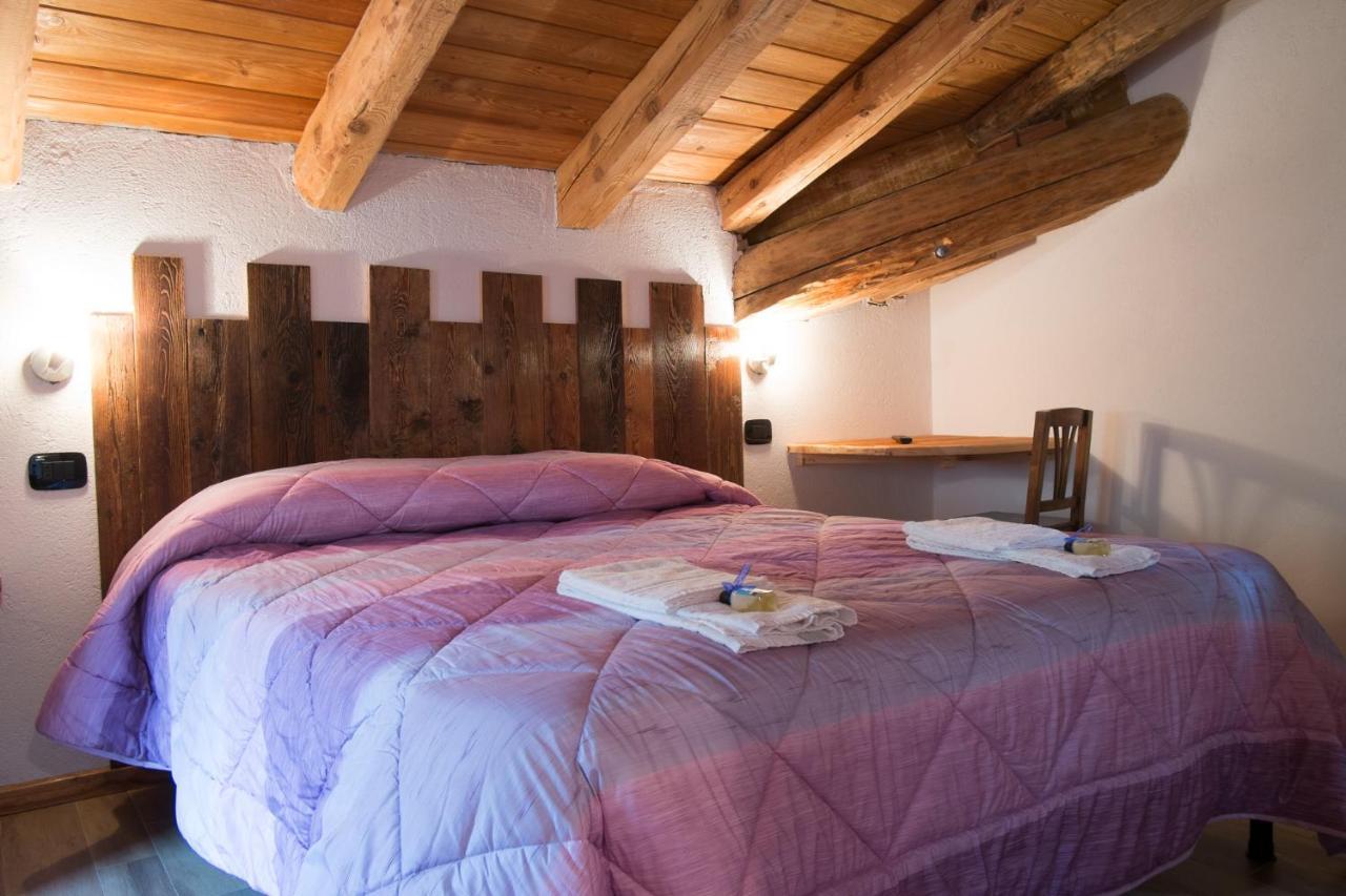 B&B Lo Van - Camere Al Verde Villaggio Di Rumiod Saint-Pierre Bagian luar foto
