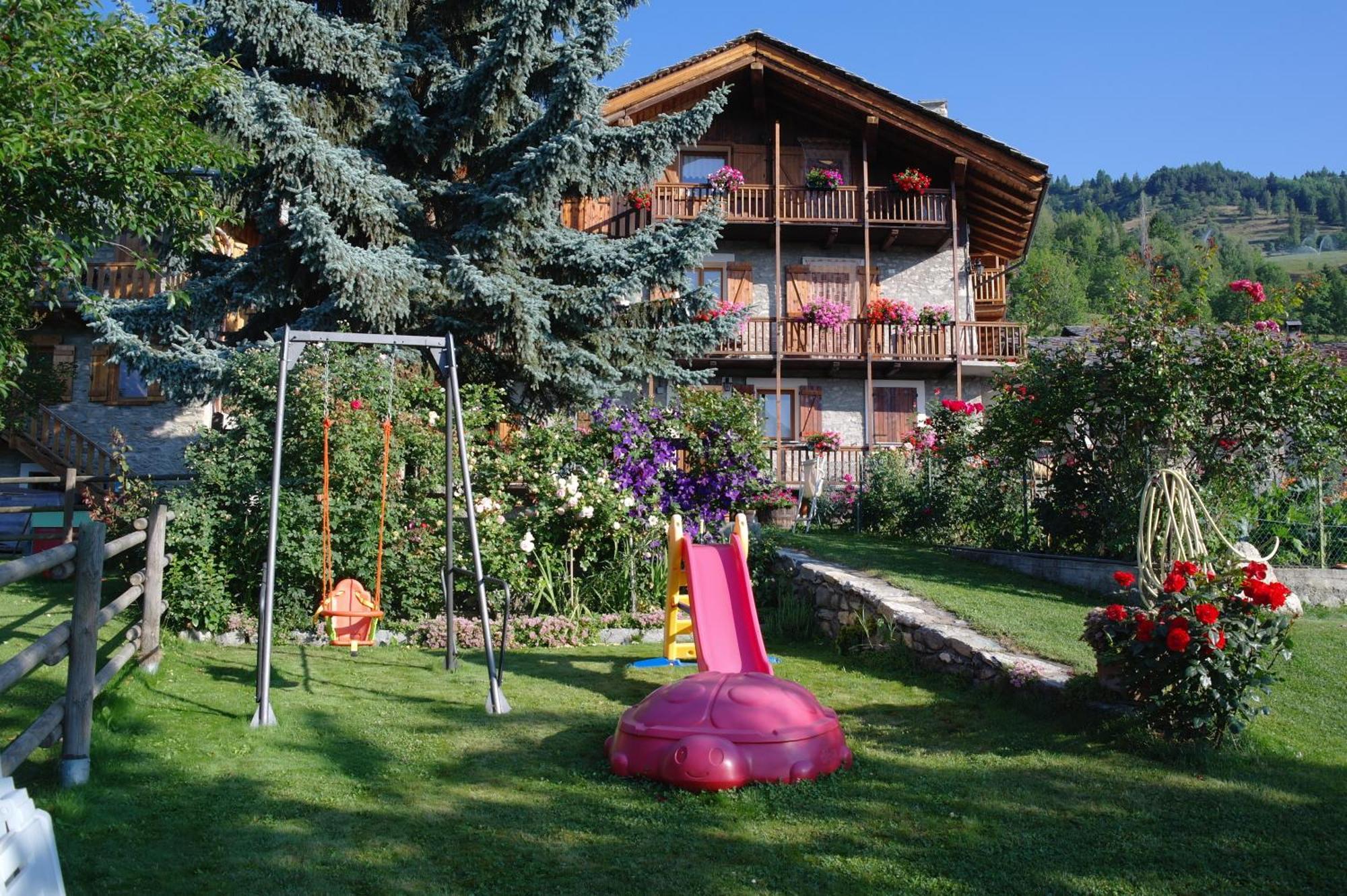 B&B Lo Van - Camere Al Verde Villaggio Di Rumiod Saint-Pierre Ruang foto